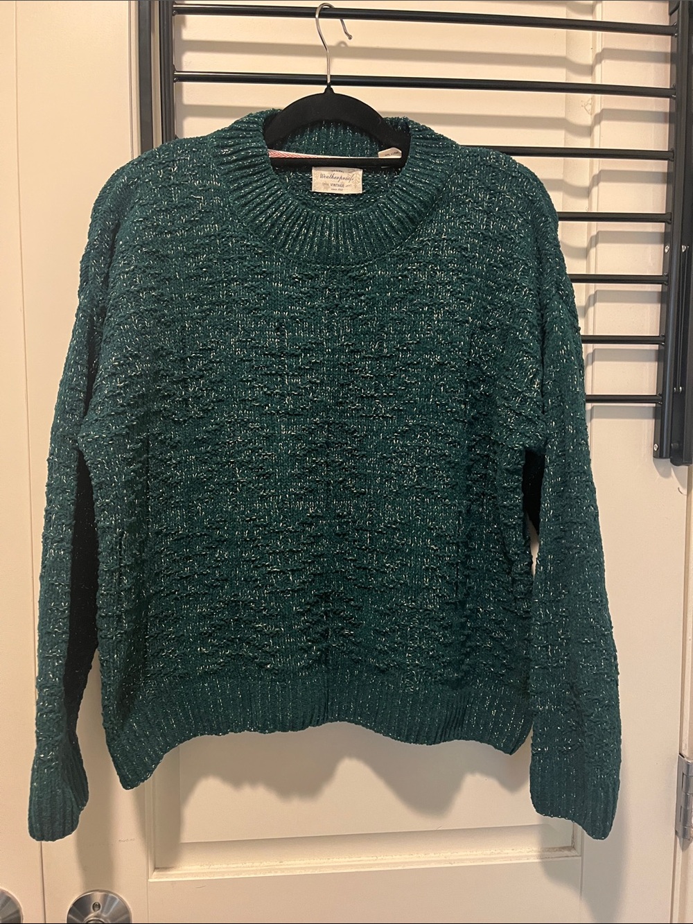 Cozy Emerald Green Crewneck Sweater with Subtle Metallic Threads Throughout